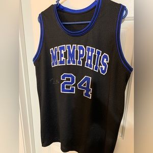 Memphis Tigers jersey autographed by Tyreke Evans
